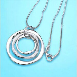 NWT S925 Silver Stamped Triple Circle Pendant Snake Chain Necklace For Women